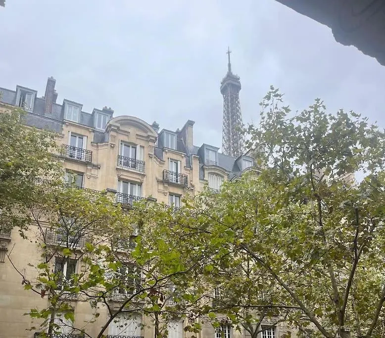 Lumiere Apartment Paris