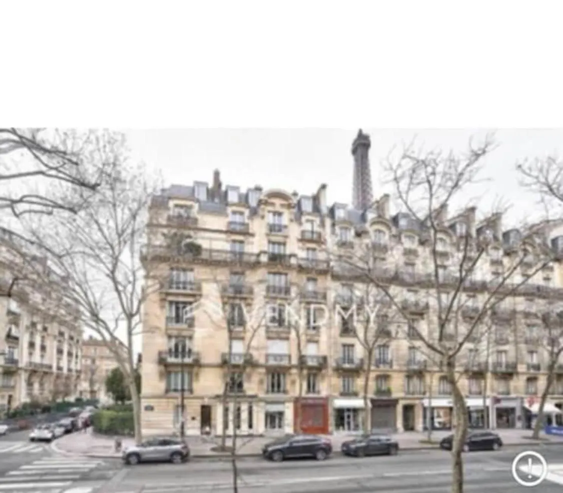 Lumiere Apartment Paris