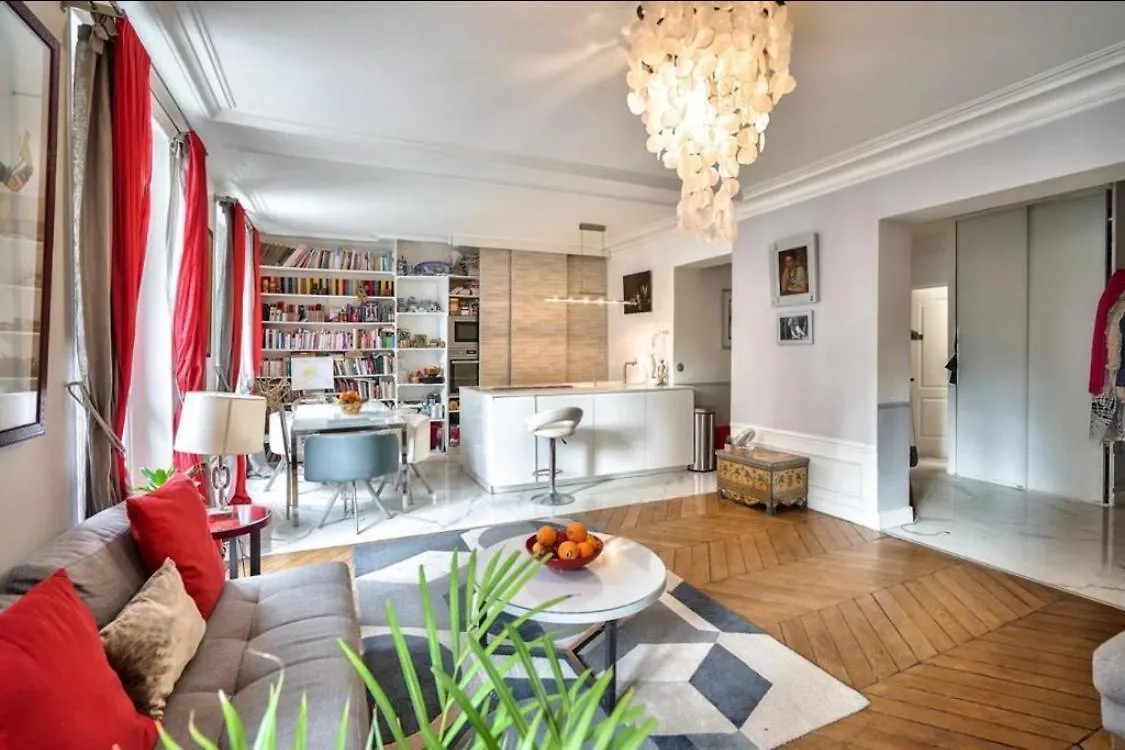Lumiere Apartment Paris France